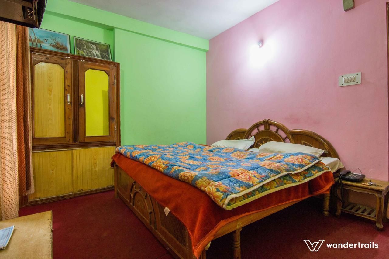 Kunal Hotel & Cottages Manali  Exterior photo